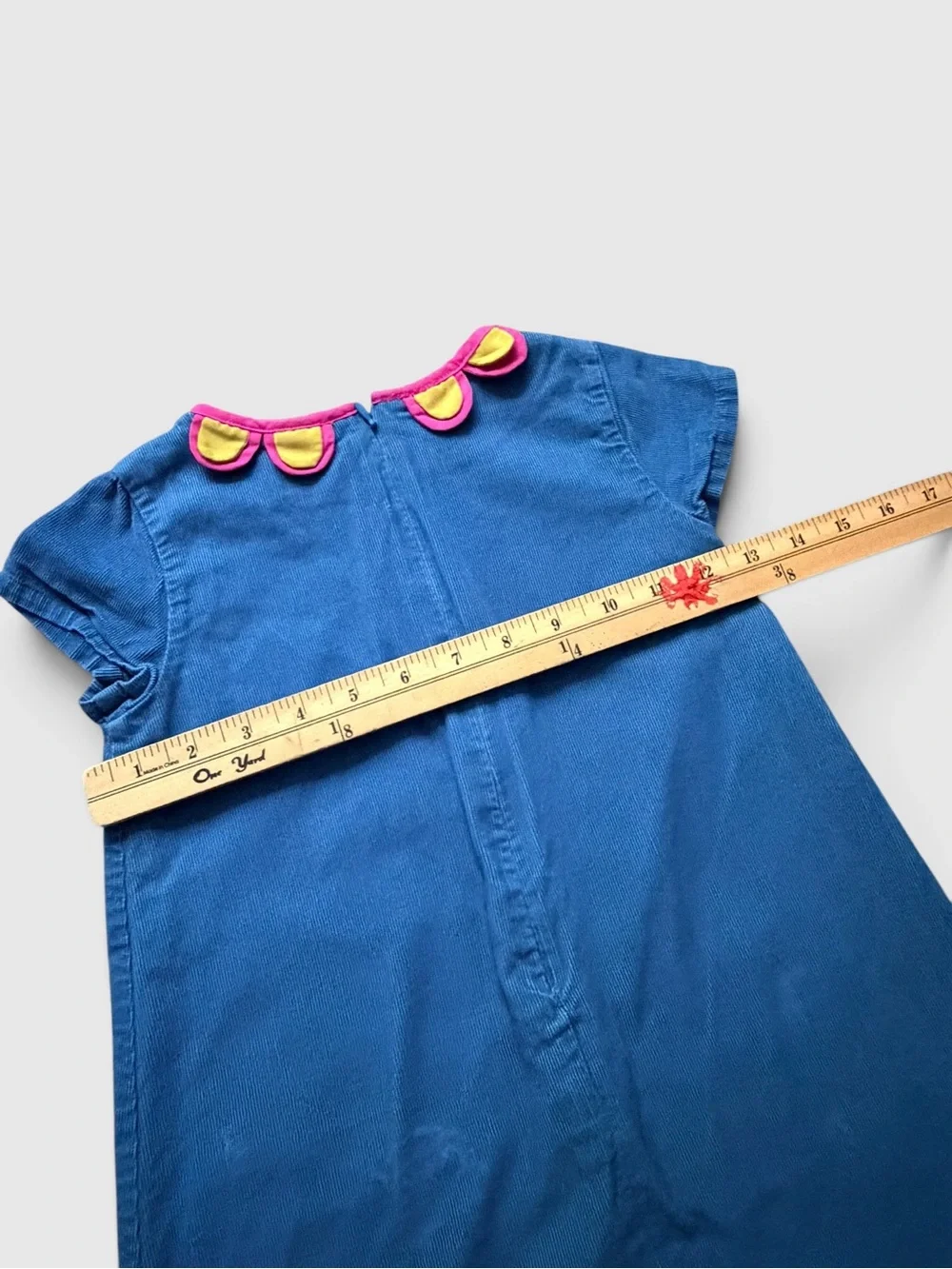 Mini Boden Girls Blue Corduroy Flower Appliqué Shift Dress 4-5Y Pink Green